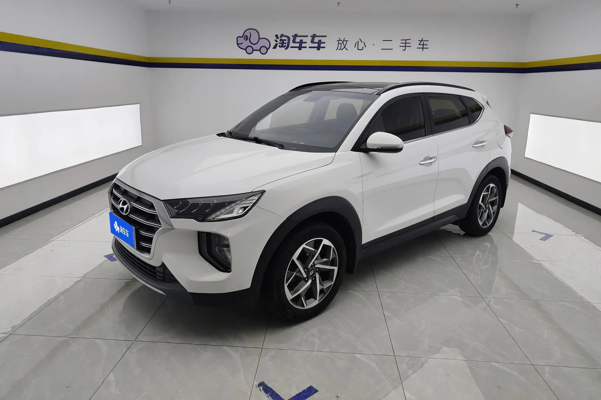 Hyundai Tucson 280TGDi dual-clutch two-wheel drive fashion version of the country VI