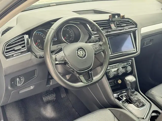 Volkswagen Tiguan L PHEV 430PHEV Hybrid Ultimate Edition