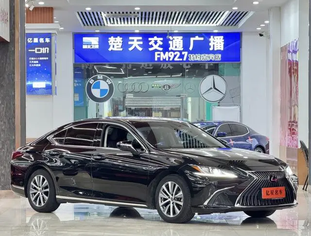 Lexus Lexus ES 2009 Edition Country V