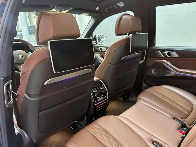 BMW BMW X7 xDrive40i Executive M sports Suit