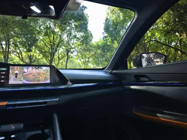 Changan Changan UNI-V 2.0T Collar Speed Version