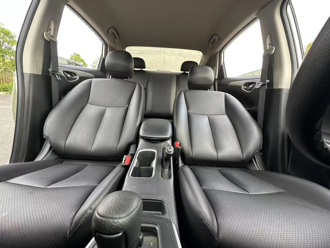 Nissan Xuan Yi Classic 1.6 XE CVT Comfort Edition