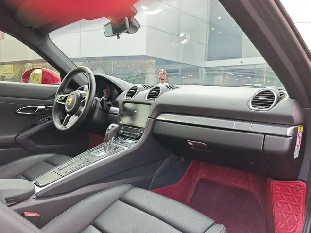 Porsche Porsche 718 Cayman 2.0T