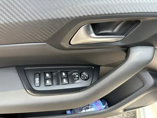 Peugeot Peugeot 508L 400THP PureTech Driving Control Edition