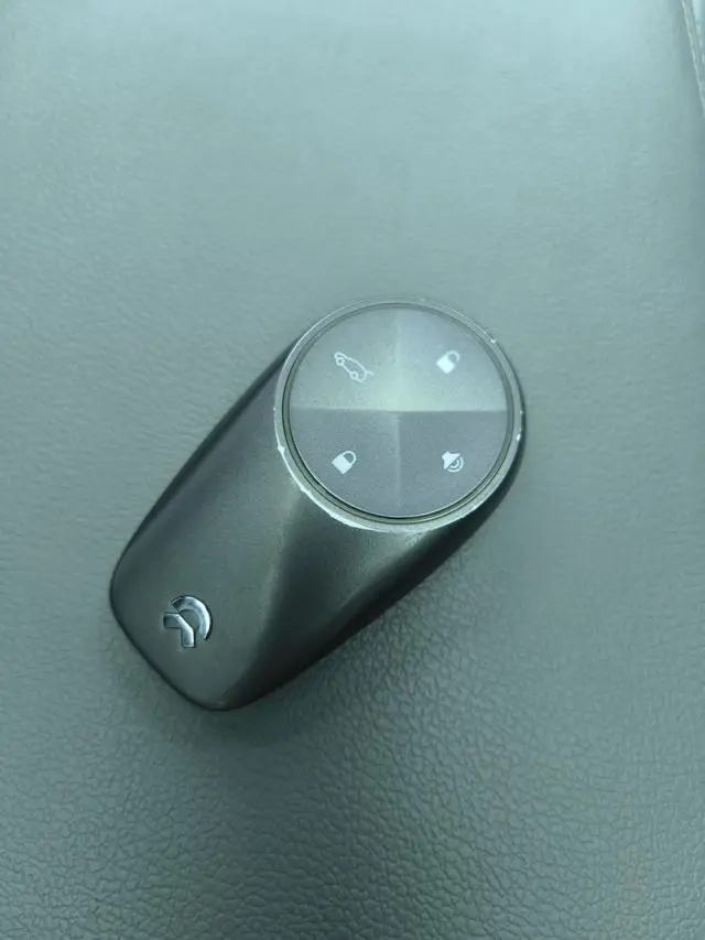 NIO NIO ES8 580KM six-seater version