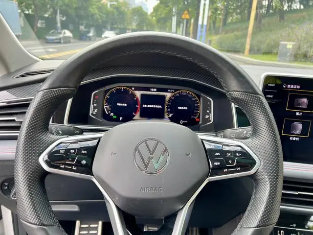 Volkswagen Tiguan X 330TSI Premium Edition