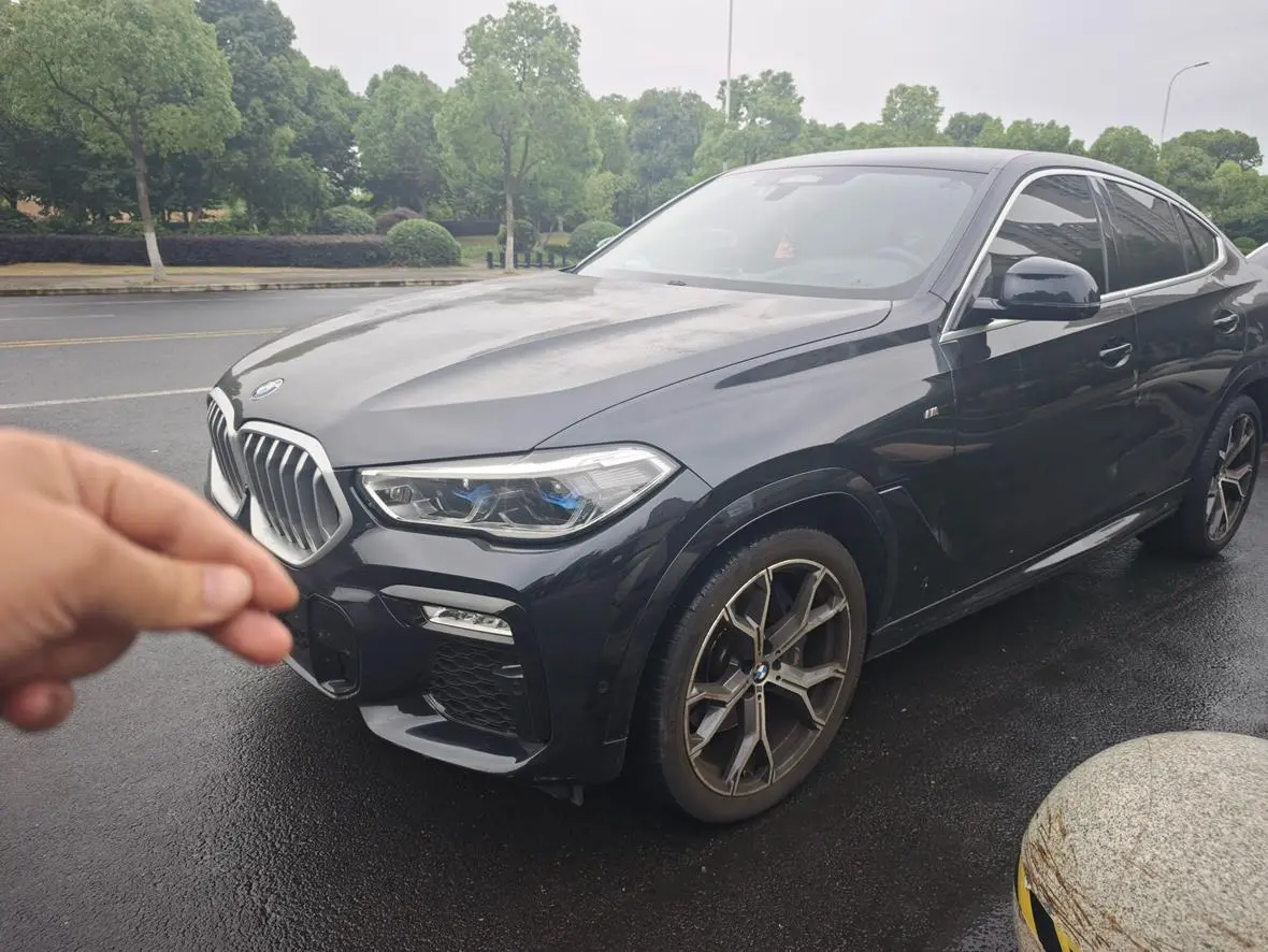BMW BMW X6 xDrive40i Exclusive M Sports Suit