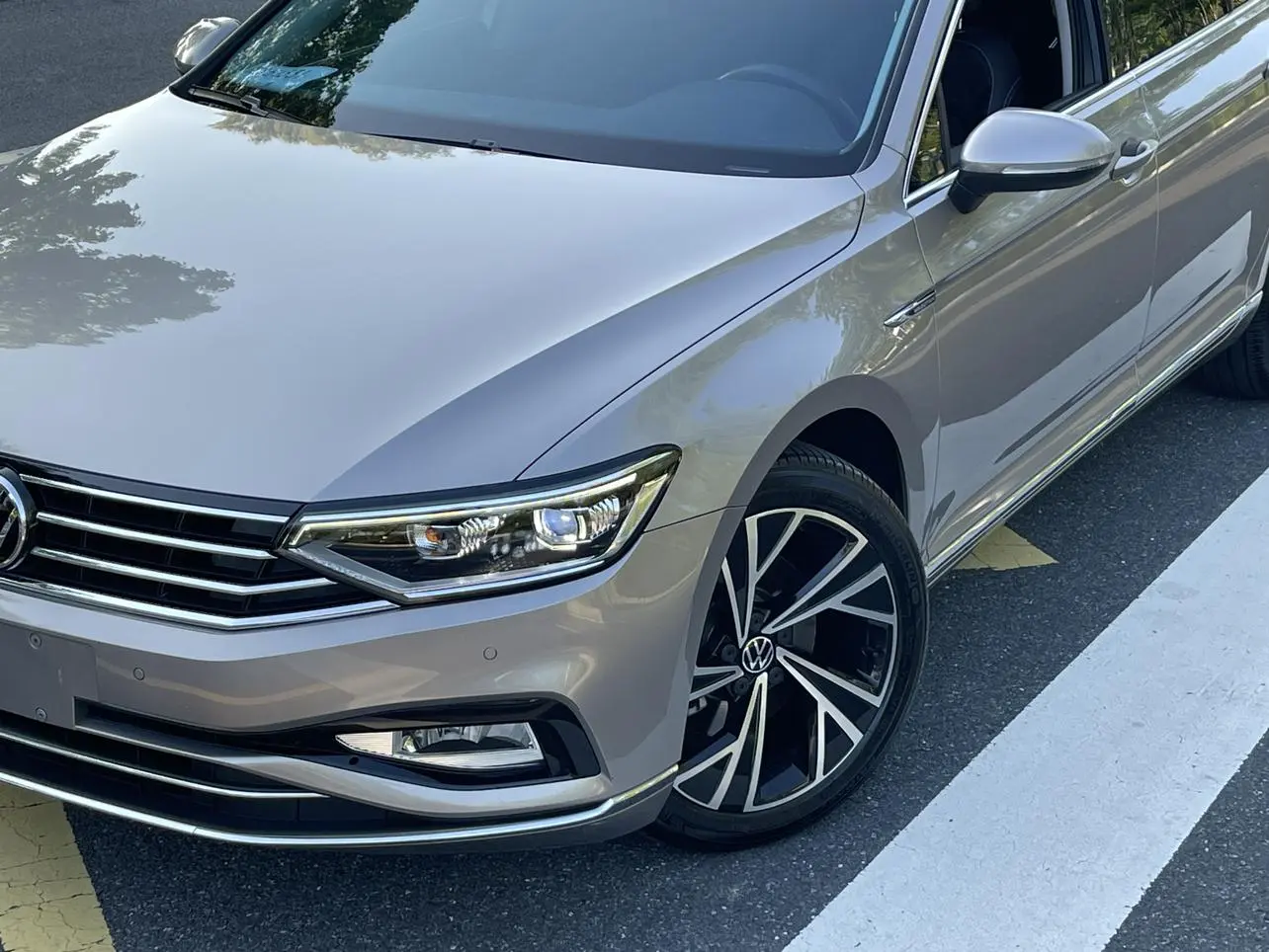 Volkswagen Magotan 330TSI DSG 30th Anniversary Edition