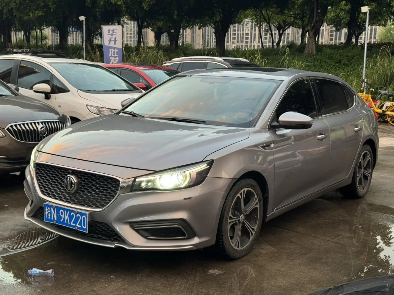 MG MG6 20T automatic luxury Intelligent version