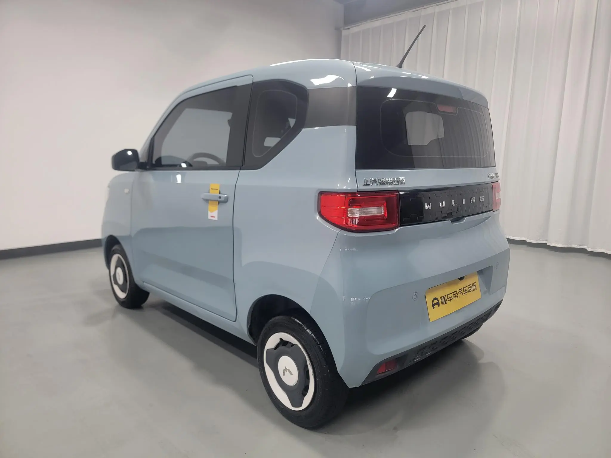 Wuling Wuling Hongguang MINIEV Free lithium iron phosphate