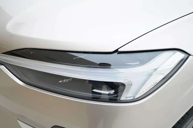 Volvo Volvo XC60 PHEV T8 four-wheel drive long battery life Zhiyuan Deluxe Edition