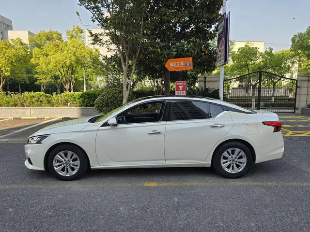 Nissan Teana 2.0 L XL Comfort Edition