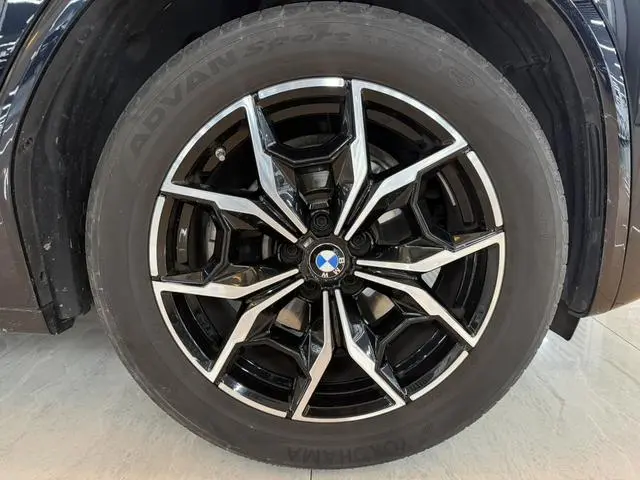 BMW BMW X4 xDrive 25i M sports suit