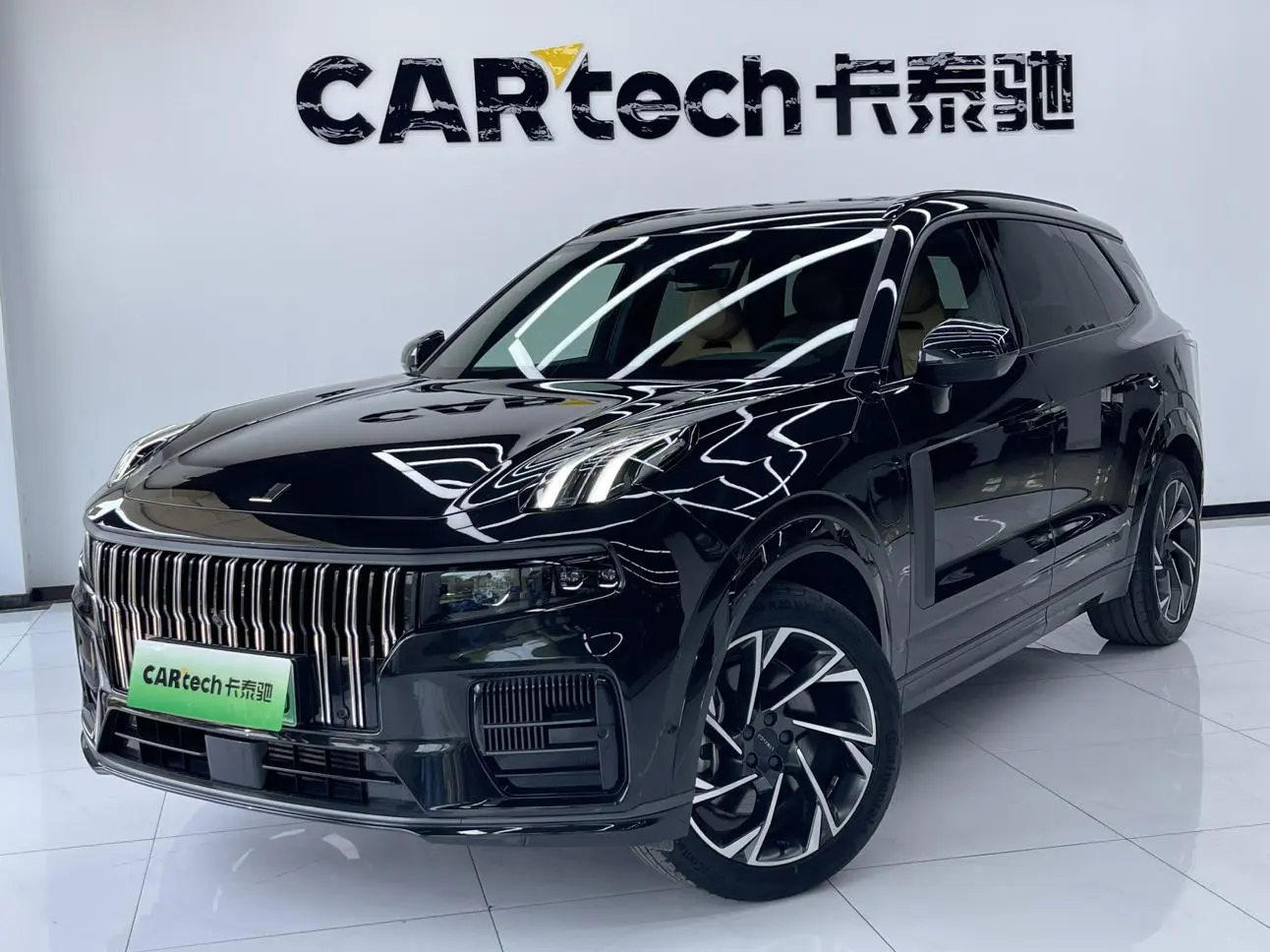 LYNK & CO Lynk &Co. 09 EM-P 2.0TD Performance version Six-seater Halo