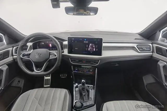 Volkswagen Tanyue Facelift 380TSI four-wheel drive R-Line Pro smart edition