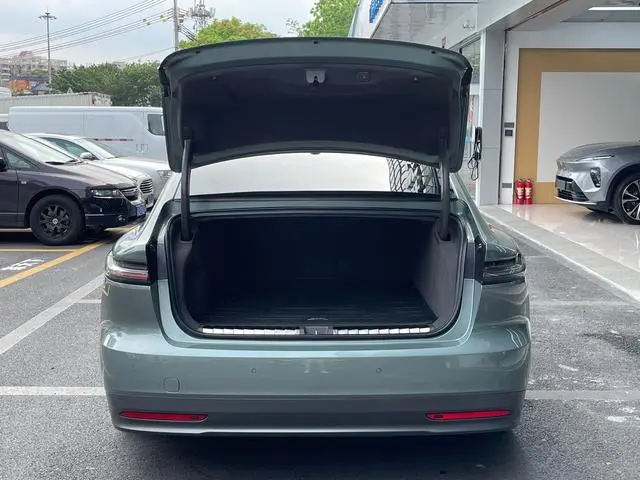 NIO Nio ET7 75kWh