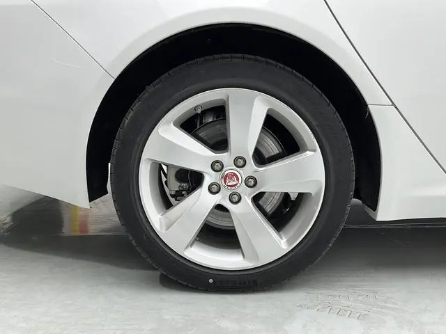 Jaguar Jaguar XFL 2.0T P200 two-wheel drive Elite Edition
