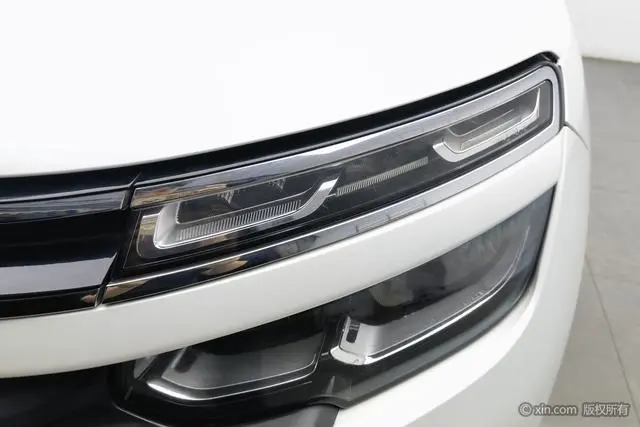 Citroen Tianyi C5 AIRCROSS 350THP entry type Country V