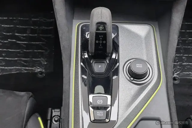 LYNK & CO Lynk 03 03+2.0 TD Automatic Yufeng Version