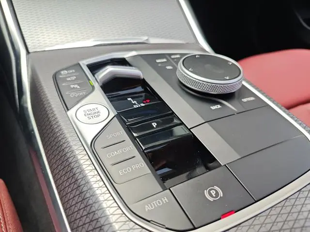 BMW BMW 3 Series 330Li M Sports Yao Ye Suit