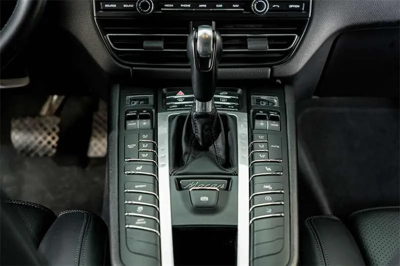 Porsche Macan Macan 2.0T