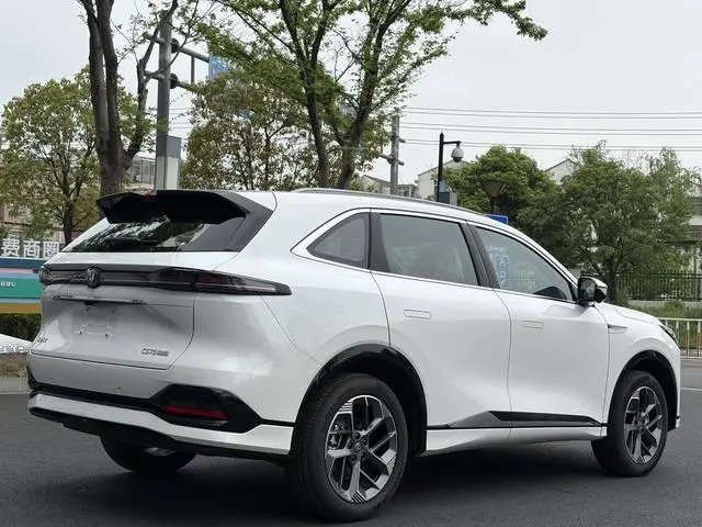 Changan Changan CS75 PLUS The fourth generation 1.5T new Blue Whale smart flagship