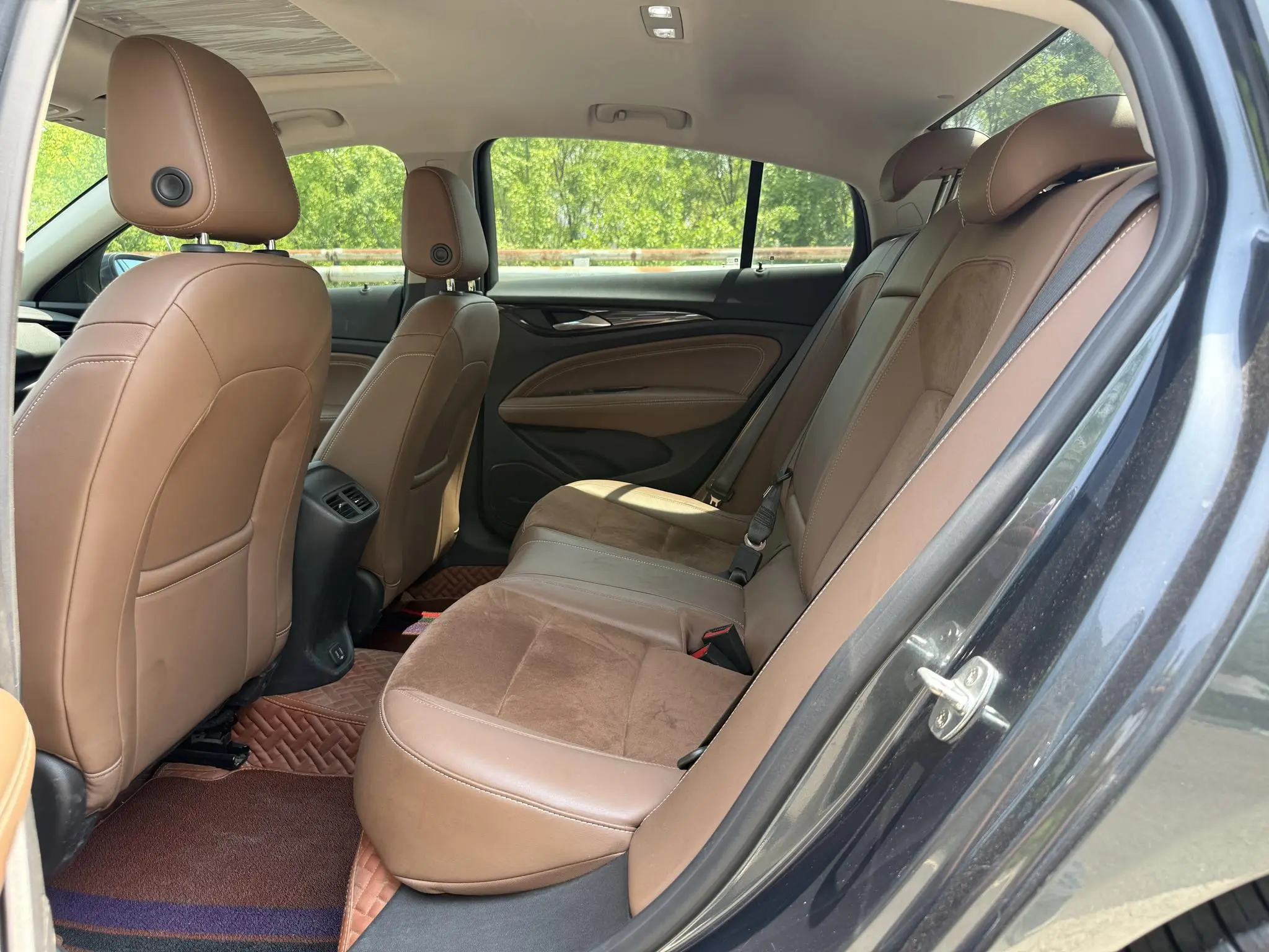 Buick Regal 20T luxury Country VI