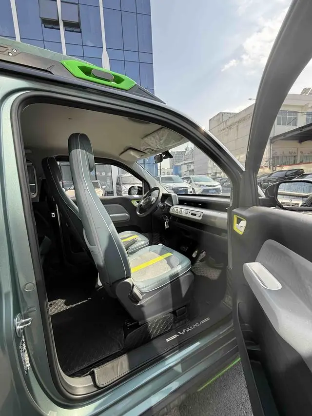 Wuling Wuling Hongguang MINIEV GAMEBOY 300km play coffee lithium iron phosphate