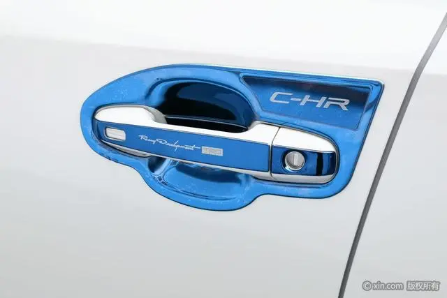 TOYOTA Toyota C-HR 2.0L Leading version