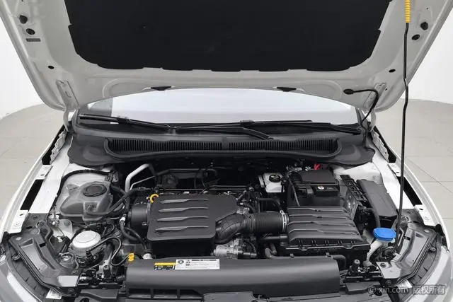 Volkswagen Polo Plus 1.5L Automatic Panoramic Enjoy Edition
