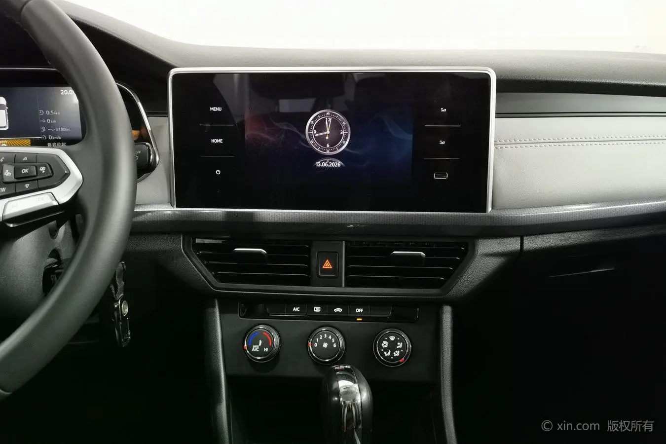 Volkswagen Bora 200TSI DSG Smooth Version