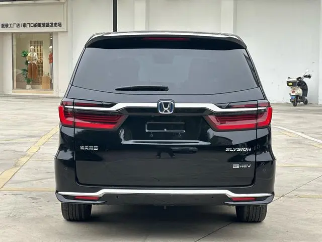 Honda Ai Lishen 2.0L e: HEV Deluxe Edition