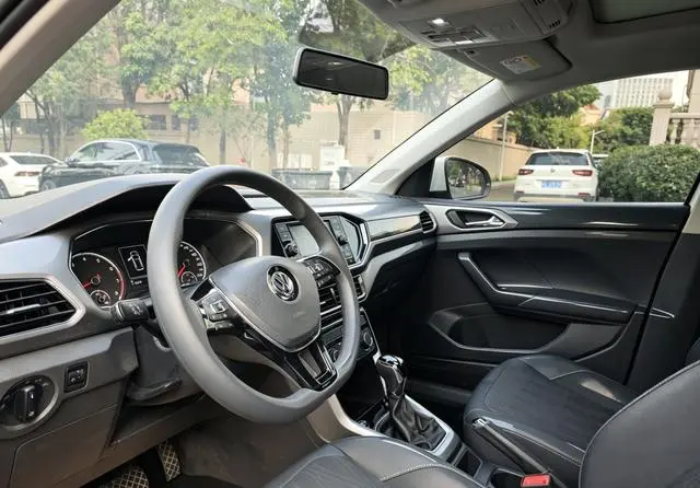 Volkswagen Tu Kai 280TSI DSG Comfort Edition