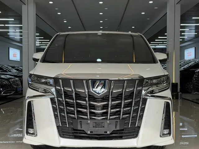 TOYOTA Elfa Dual Engine 2.5L Premium Edition