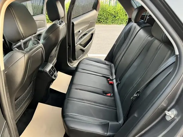 Peugeot Peugeot 4008 360THP Strength Edition
