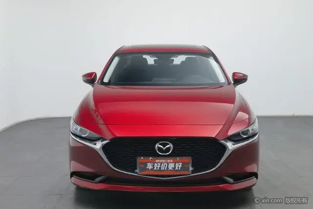 Mazda Mazda 3 Angkesaila 2.0L automatic quality dazzling version