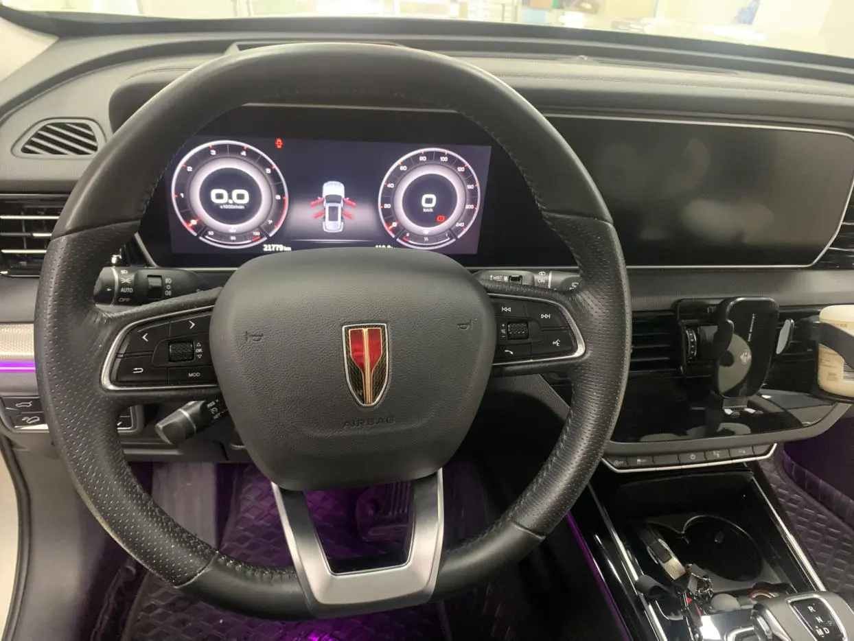 Hongqi Hongqi HS5 Facelift 2.0T Zhilian flag enjoy four-wheel drive version