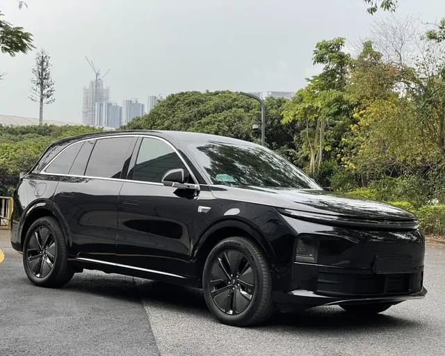 Li Auto Ideal L6 Pro version