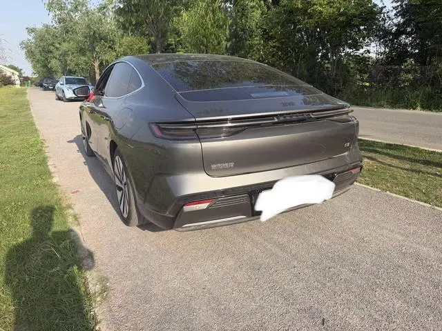 Geely Galaxy Galaxy E8 665km Starship Voyage Edition