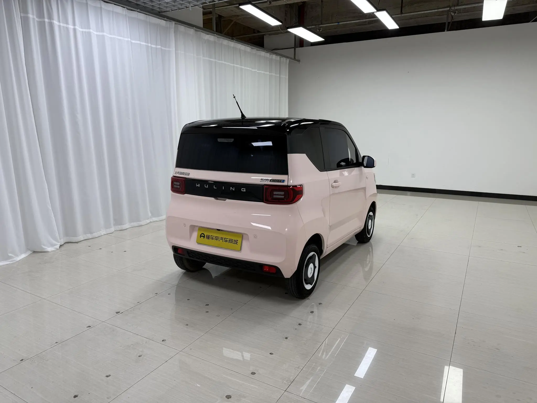 Wuling Wuling Hongguang MINIEV Macaron Premium Lithium Iron Phosphate