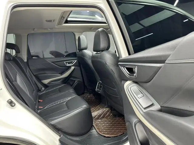Subaru FORESTER Forester 2.0i AWD Ultimate Edition EyeSight