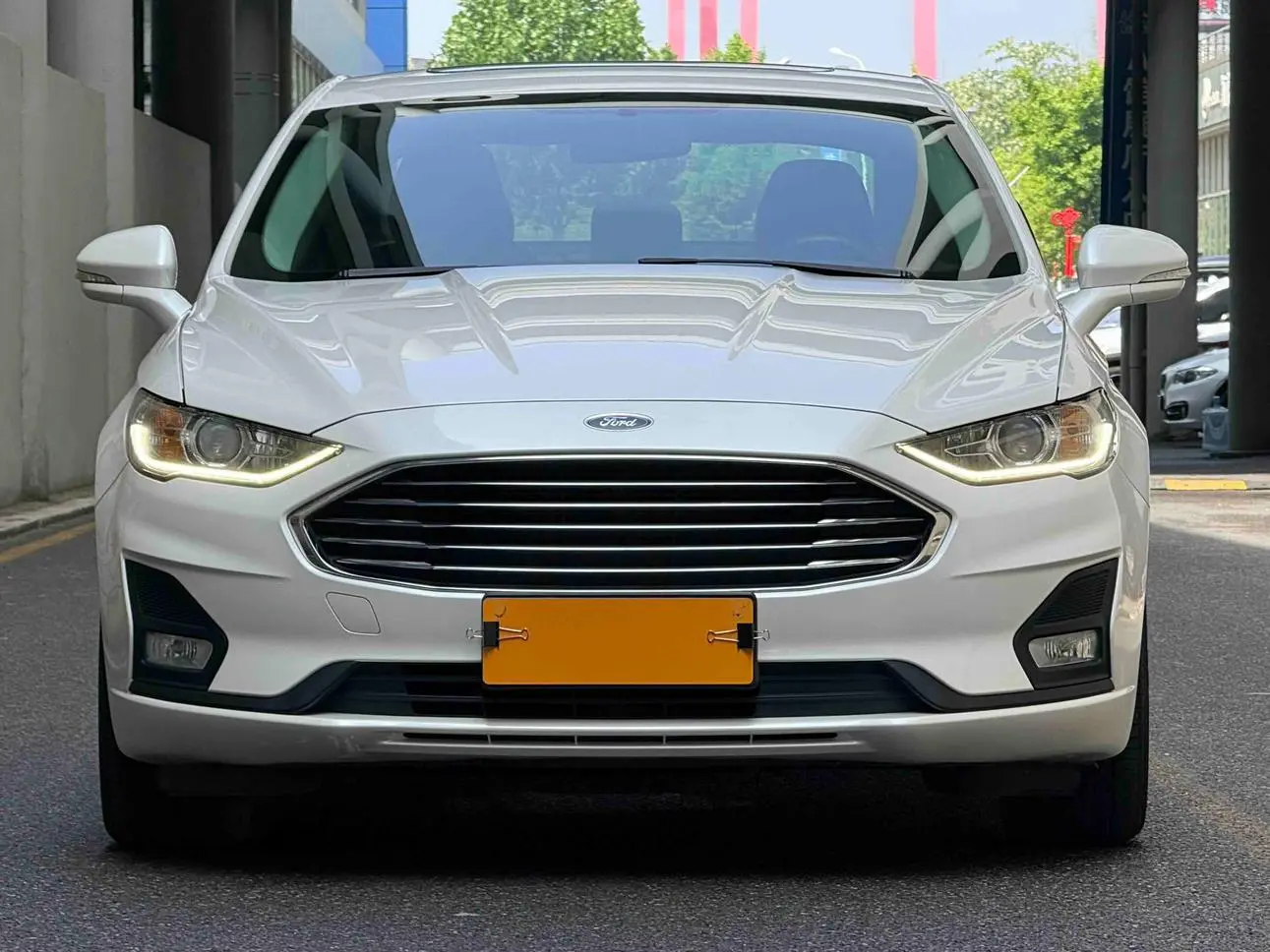 Ford Mondeo EcoBoost 180 fashion type