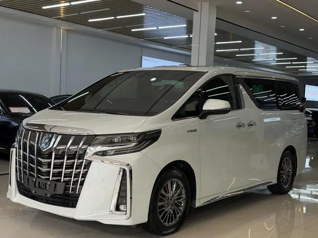 TOYOTA Elfa Dual Engine 2.5L Premium Edition
