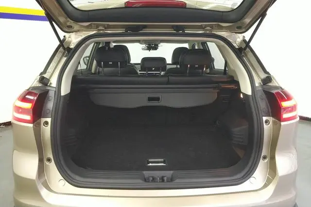 Geely Boyue 1.8TD automatic two-wheel drive intelligent 4G connected version