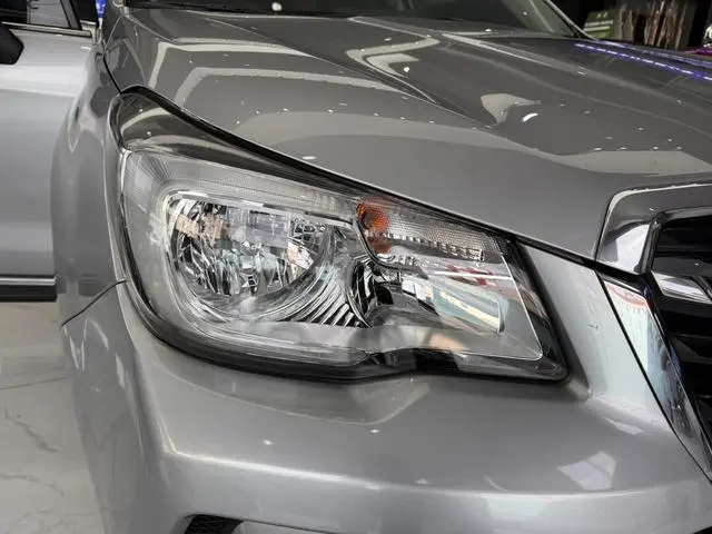 Subaru FORESTER Forester 2.0i Fashion Navigation Version