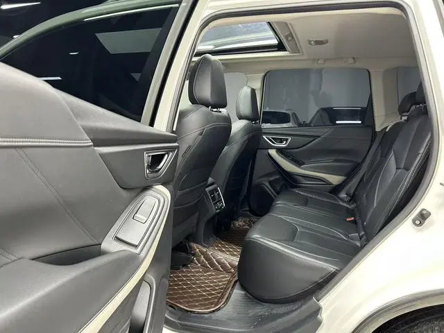 Subaru FORESTER Forester 2.0i AWD Ultimate Edition EyeSight