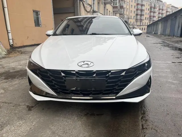 Hyundai Elantra 1.5L CVT GLX Elite Edition