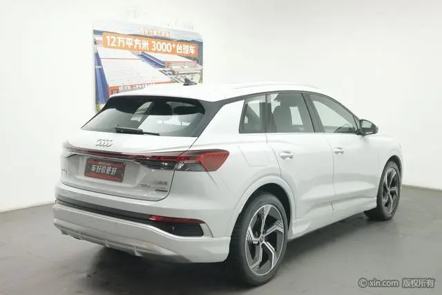 Audi Audi Q4 e-tron 50 e-tron quattro Creation Edition