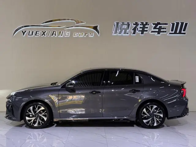 LYNK & CO Lynk 03 1.5TD DCT Halo