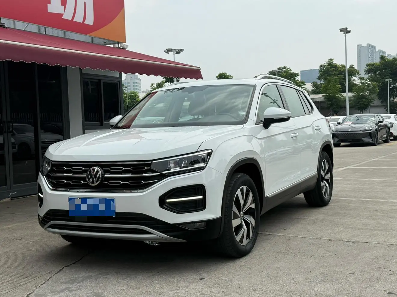 Volkswagen Tanyue 330TSI two-wheel drive luxury country VI